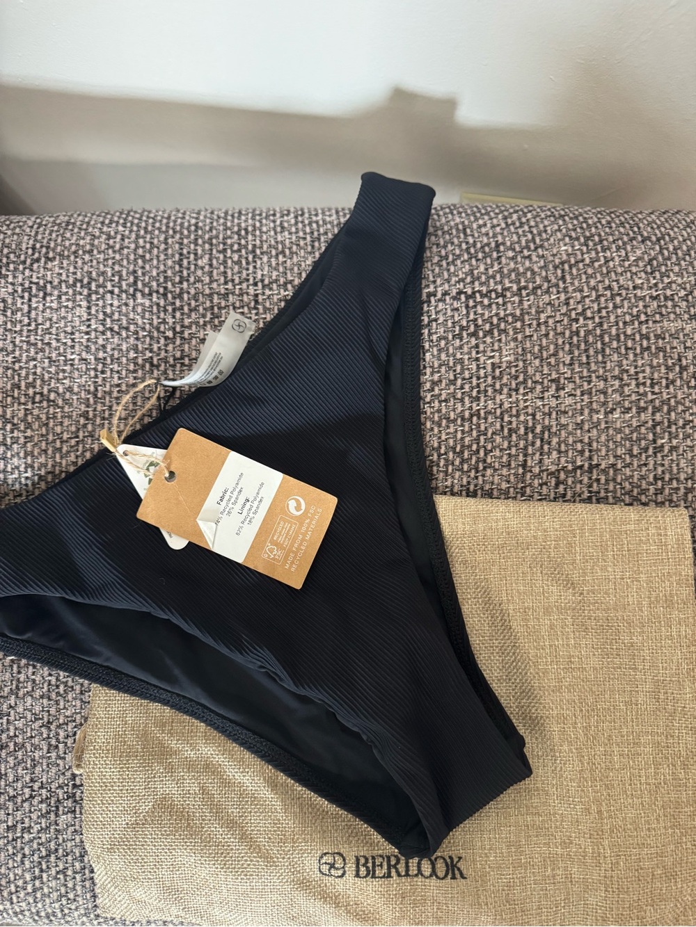 Black Tie-Front Ribbed Bikini Top and Bottom Set - Picture 4 of 6